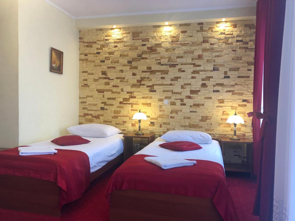 Hotel Sekwana Ченстохова Екстер'єр фото