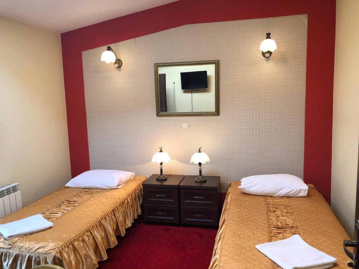 Hotel Sekwana Ченстохова Екстер'єр фото