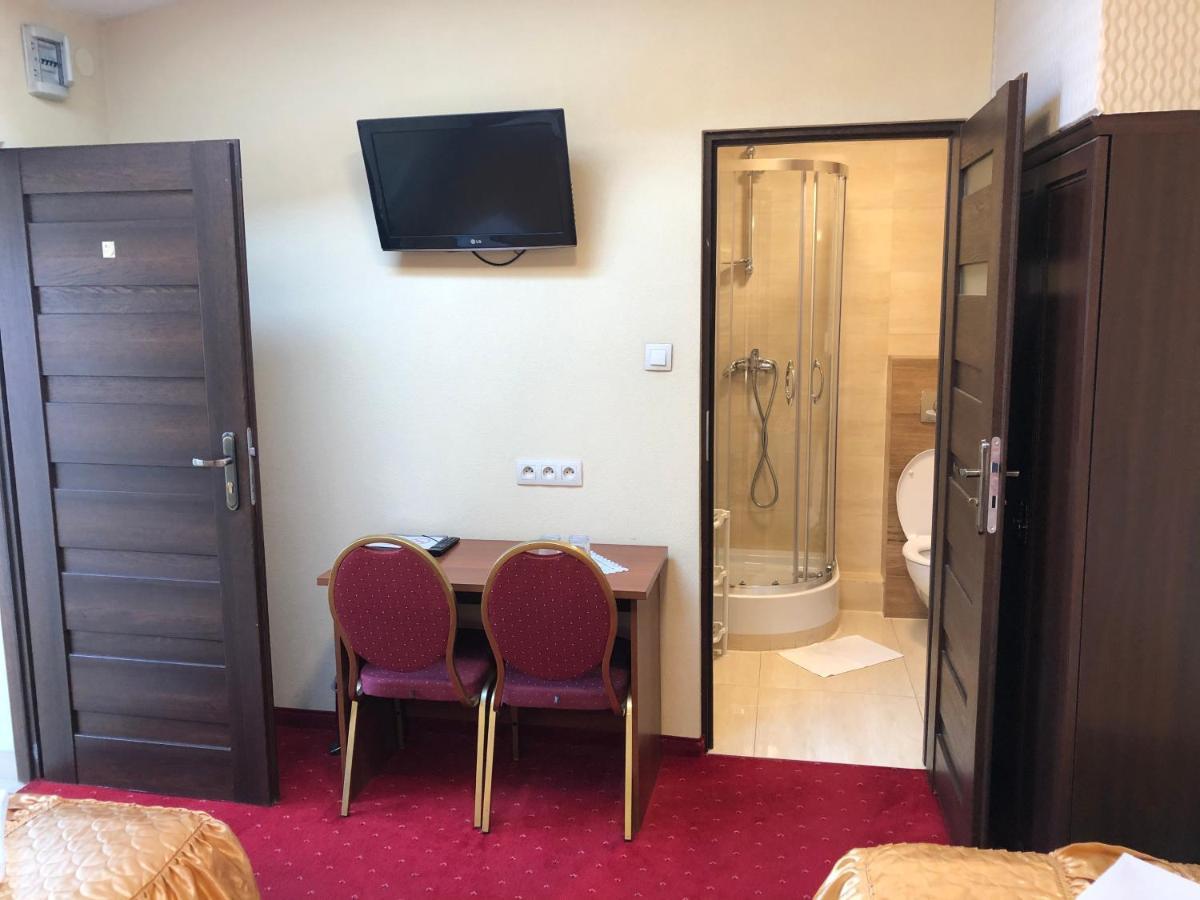 Hotel Sekwana Ченстохова Екстер'єр фото